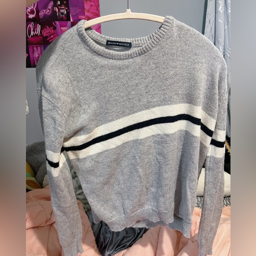 brandy melville sweater